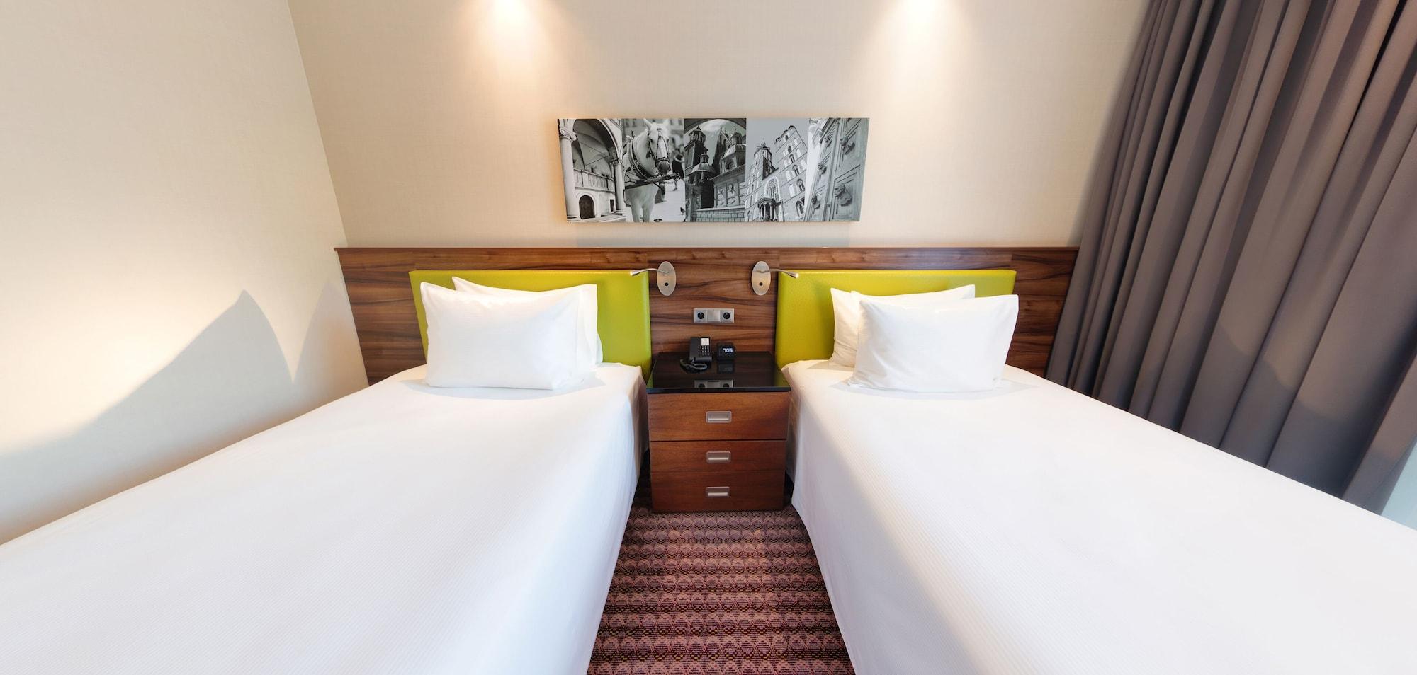 Hampton By Hilton