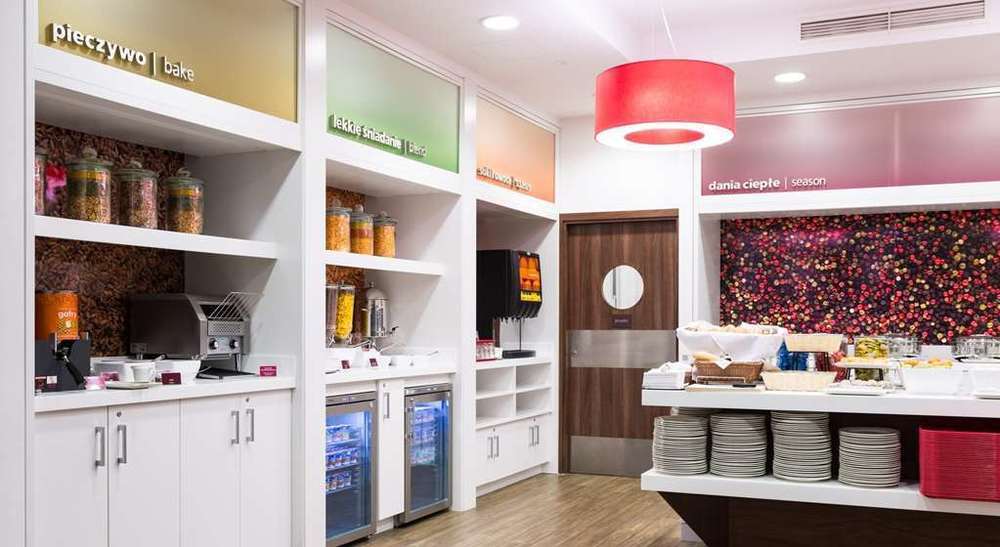 Hotel Hampton By Hilton 3*
