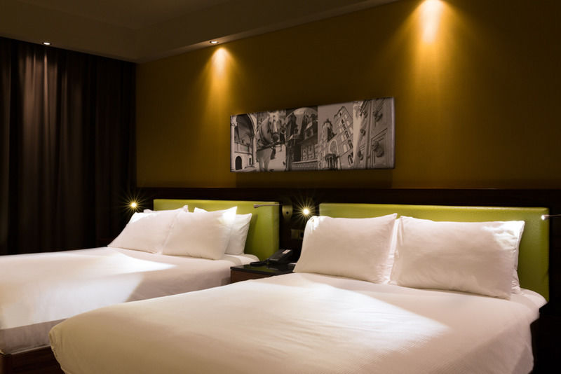 Hampton By Hilton Hotel 3*