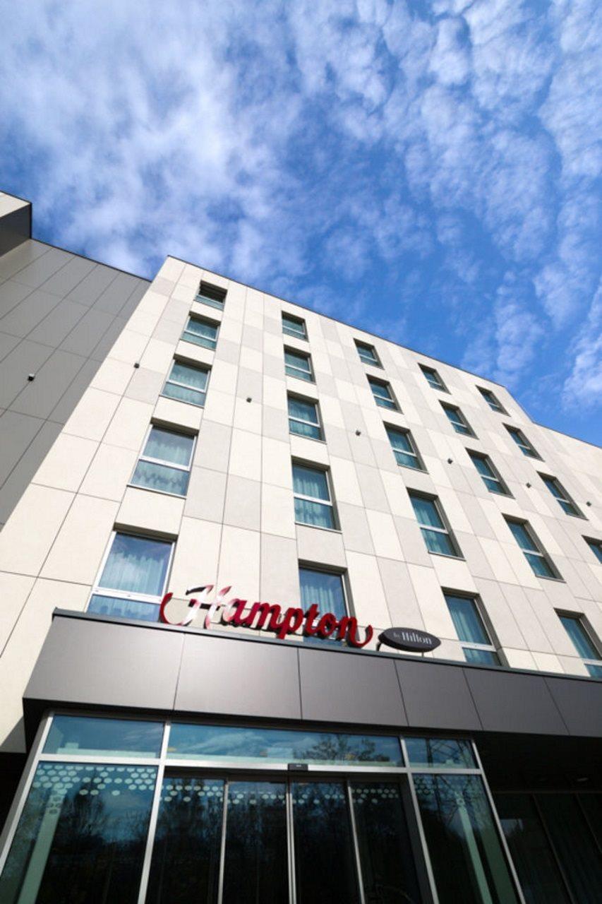 Hampton By Hilton Hotel 3*